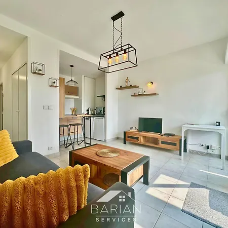 Appt Cosy Avec Balcon - & Commodites A Pied - Linge Et Menage Fournis * Aytré