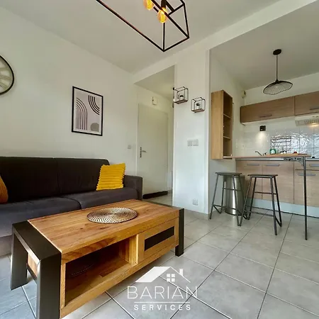 Appt Cosy Avec Balcon - & Commodites A Pied - Linge Et Menage Fournis * Aytré